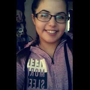 Meet your Posher, Mallory